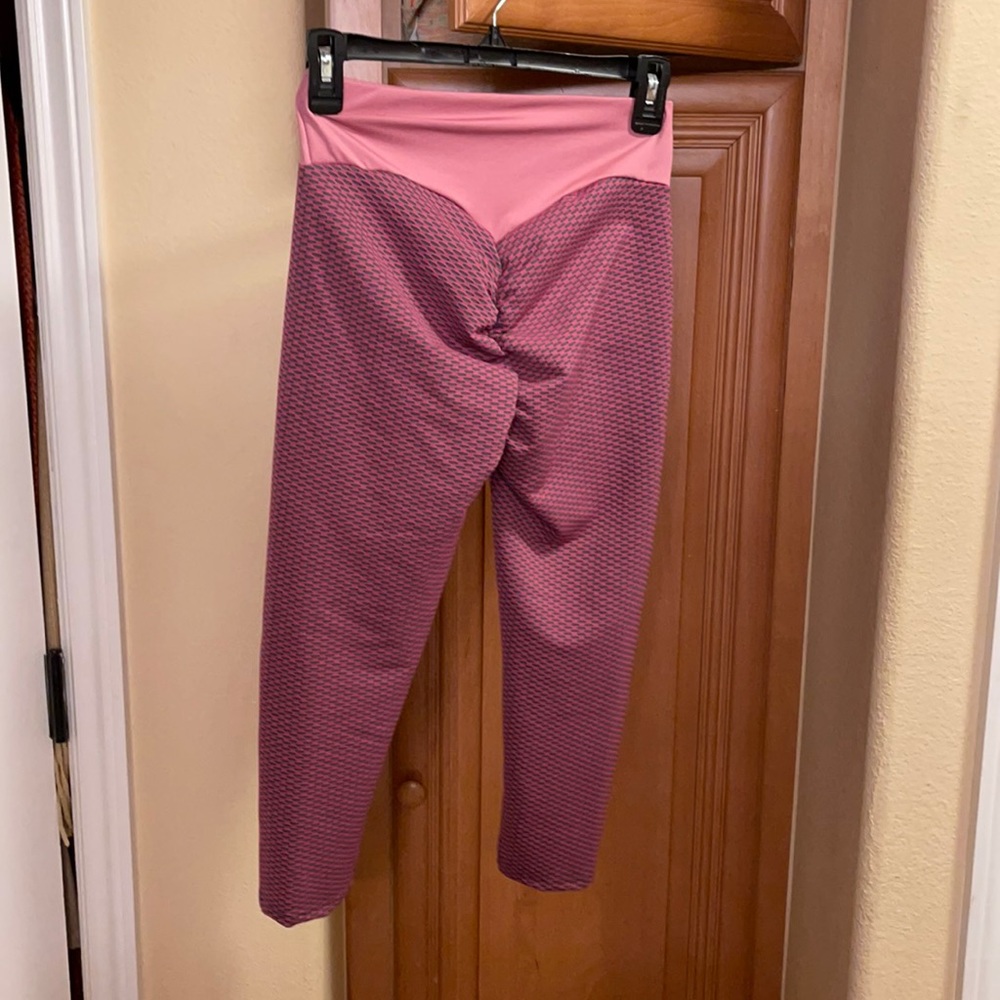 Butt lifting pants